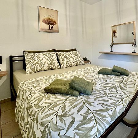 Agis Apartment Kavala Exterior photo